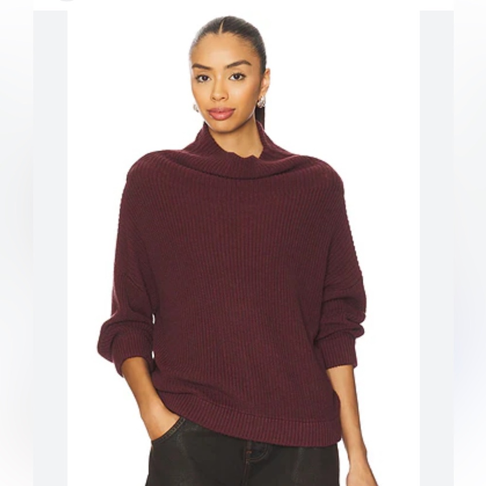 Free People She’s All‎ That Sweater